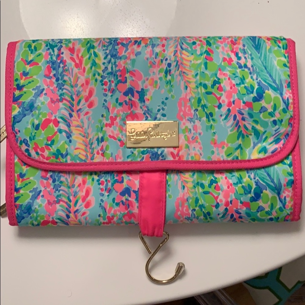 Lilly travel bathroom bag